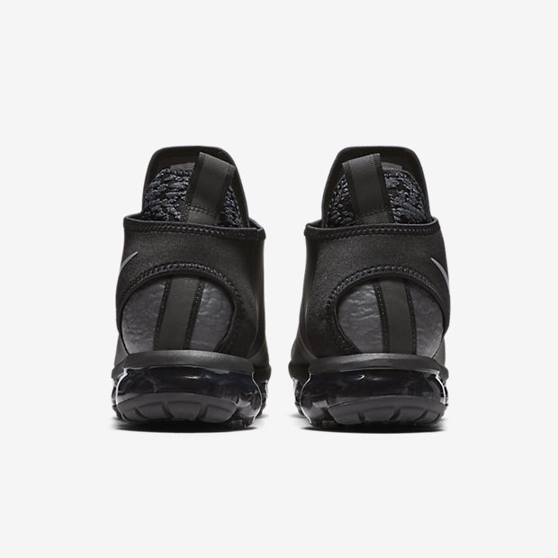 Black slip on vapormax hotsell